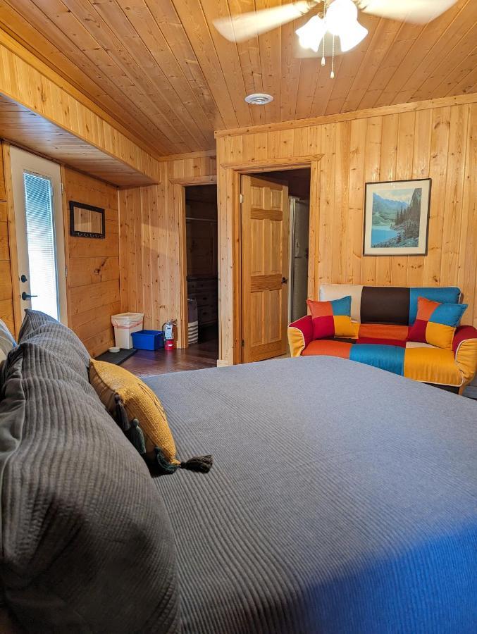 Sundance Country Lodge B&B Marlboro Екстер'єр фото