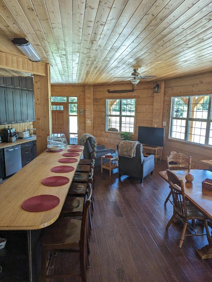 Sundance Country Lodge B&B Marlboro Екстер'єр фото