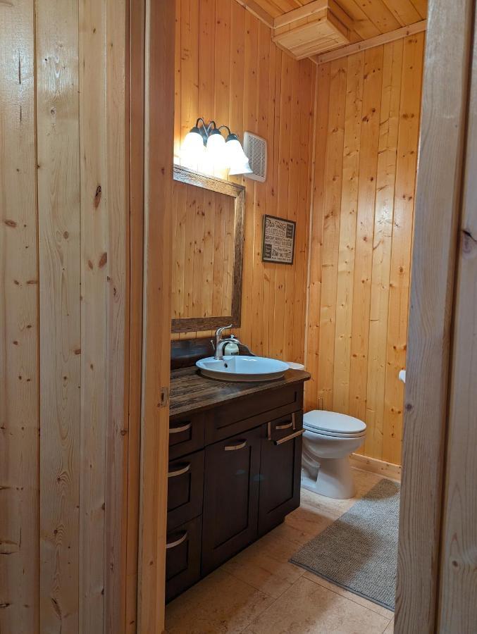 Sundance Country Lodge B&B Marlboro Екстер'єр фото